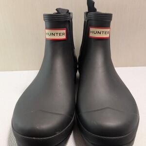 Hunter Women's Original Chelsea Rain Pull-On Waterproof Ankle Boot Black Size 8
